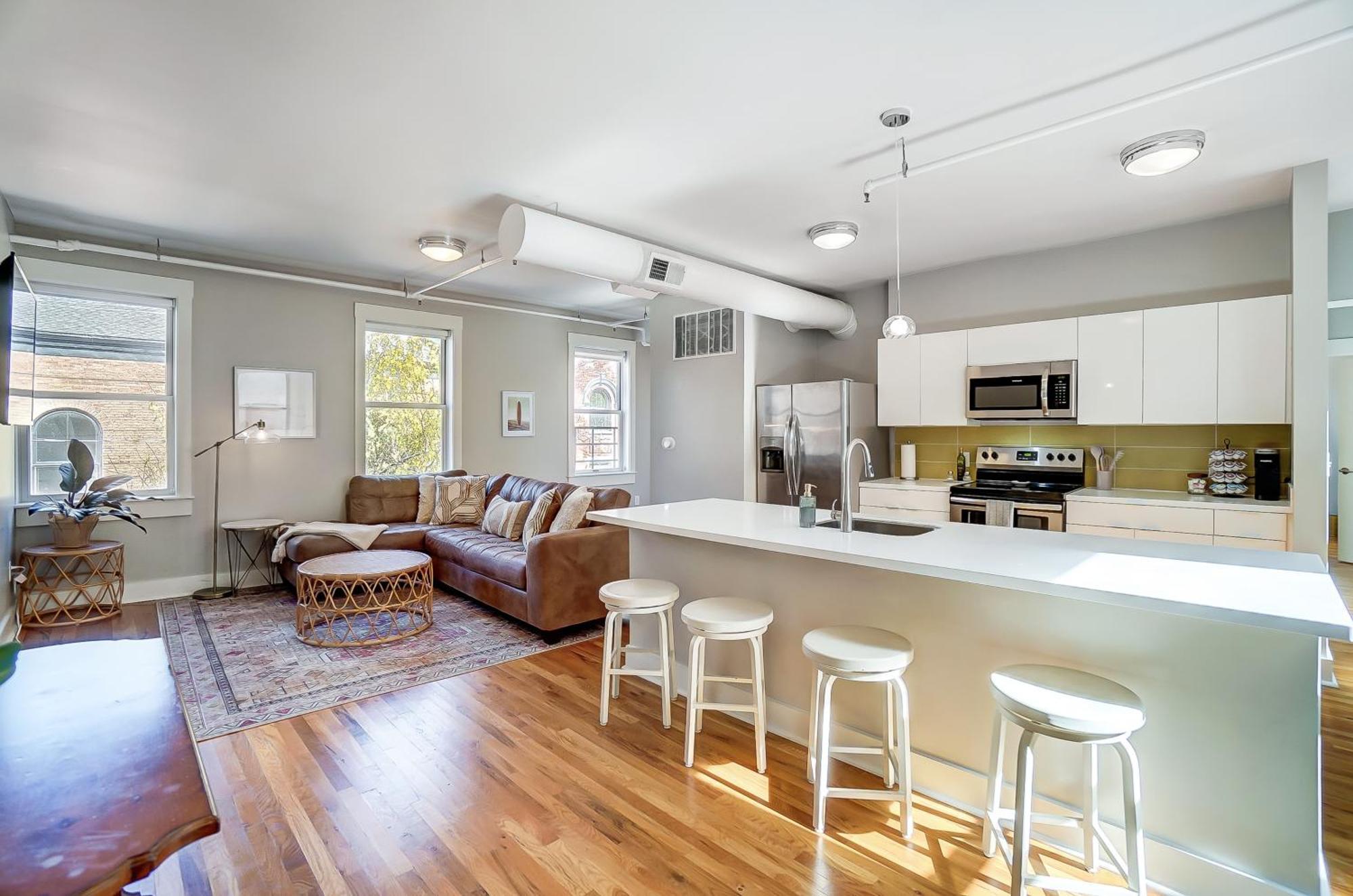 Sunny Downtown Apartment, Walk To Washington Park! Cincinnati Luaran gambar